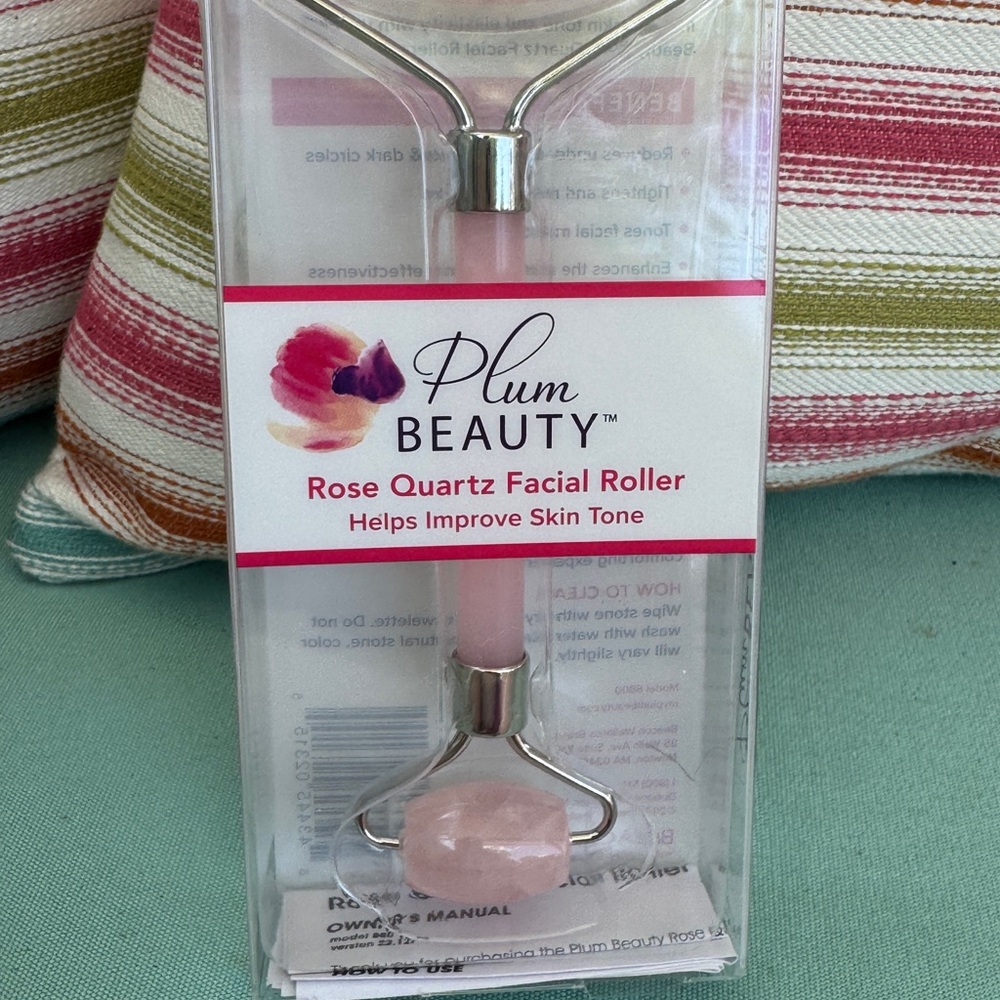 Pink Rose Quartz Facial Roller